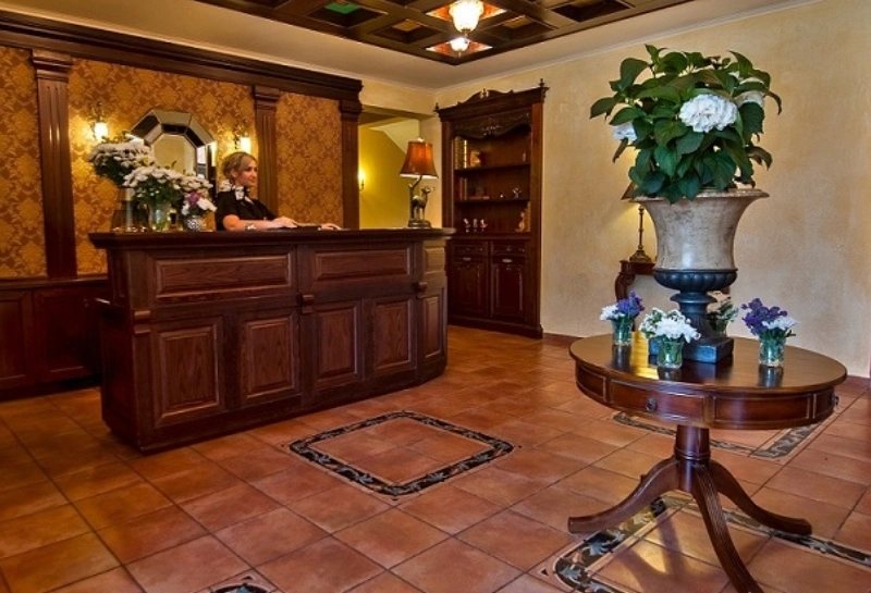 Doupiani_House_8