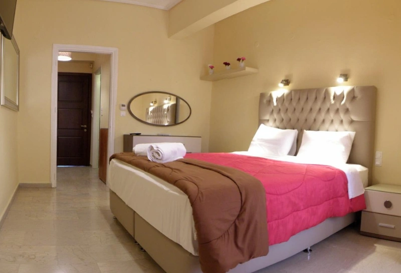 Spartacus_House_Listing_2