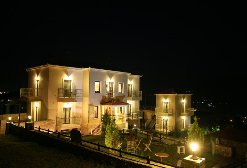 Epavlis Suites Hotel