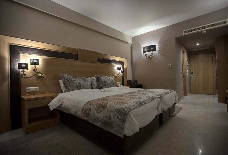 Grand Meteora Hotel