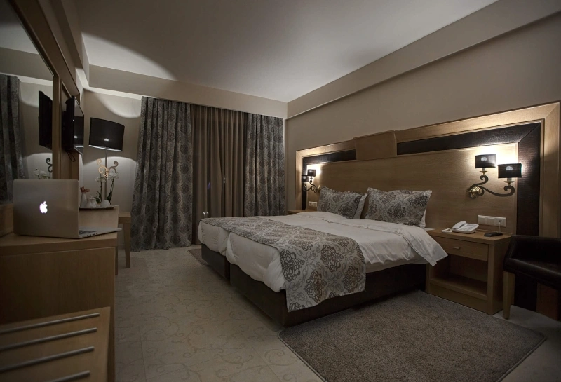 Grand Meteora Hotel