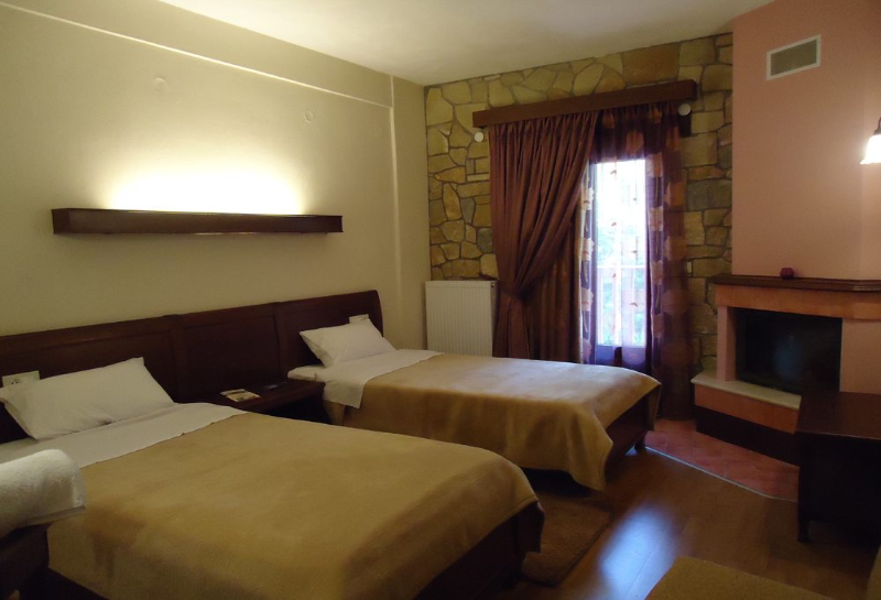 Hotel Kokkinos Vrachos