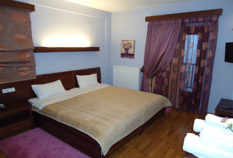 Hotel Kokkinos Vrachos