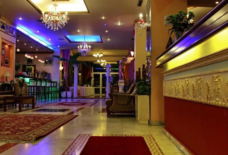 Hotel Kosta Famissi
