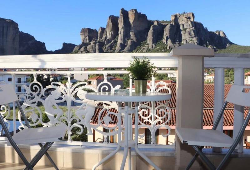 Hotel Kosta Famissi