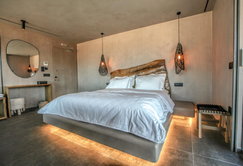 Meteora Heaven and Earth premium suites