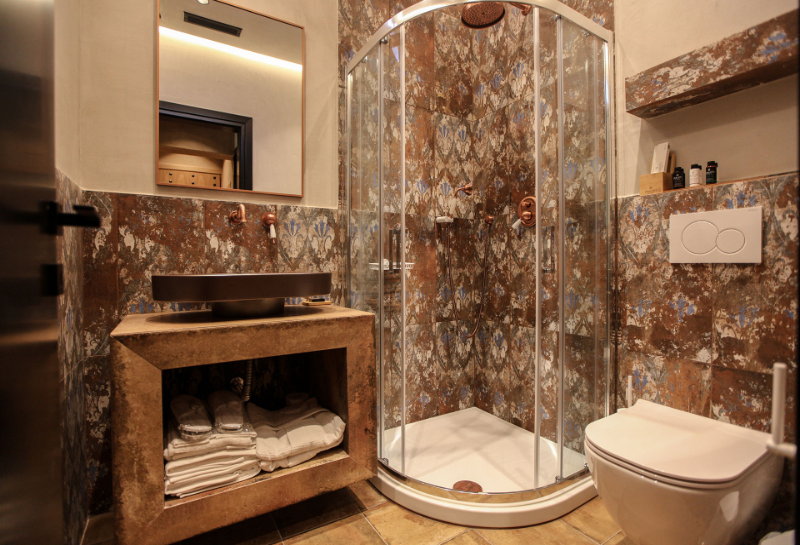 Meteora Heaven and Earth premium suites