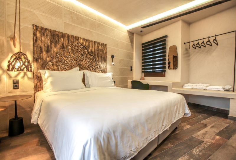 Meteora Heaven and Earth premium suites