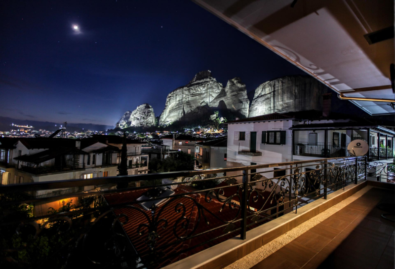 Meteora Heaven and Earth premium suites
