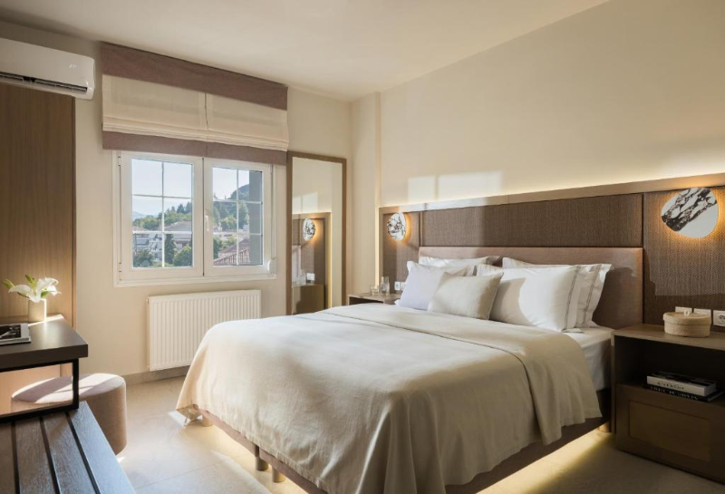 Meteoron Suites