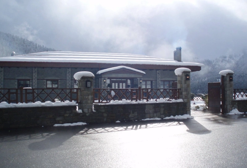 Paradosiaki Taverna Niavis