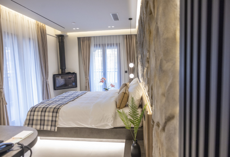 Polyzos Luxury Suites Meteora