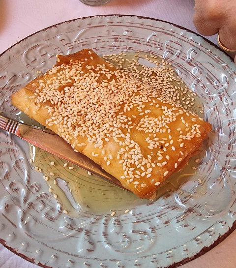 Ταβέρνα Το Διπυλο
