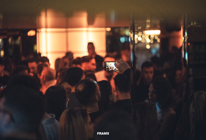 frame bar restaurant