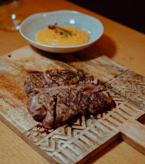 frame bar restaurant