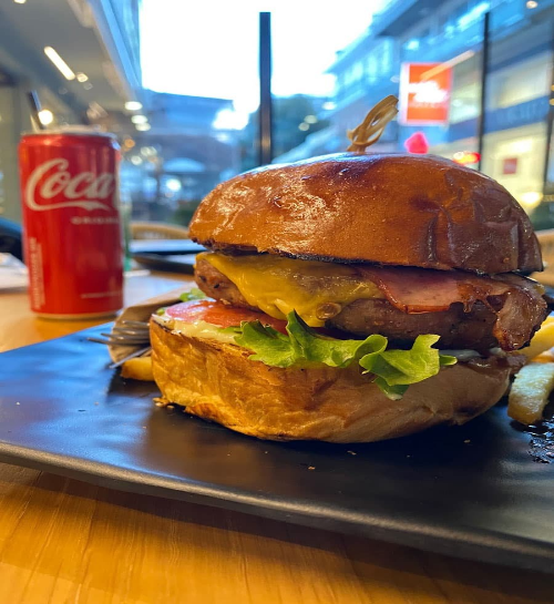 gorilla fast food trikala