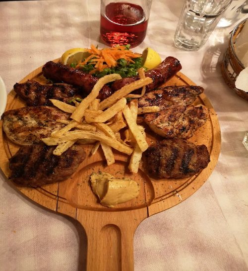 Μεζεδοπωλείο Μαντείο