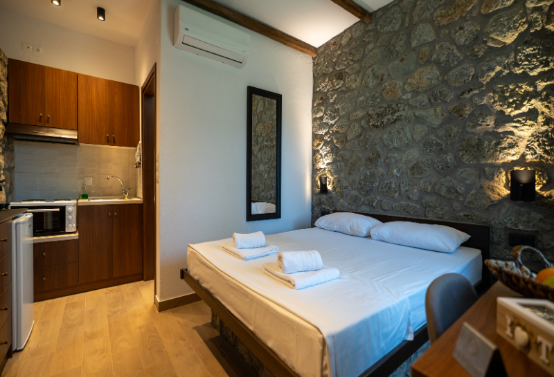 stone_manor_kalabaka_new_6